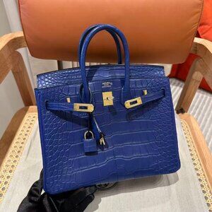 Classic Hermes Bag: A Stylish and Versatile Choice for Elegance